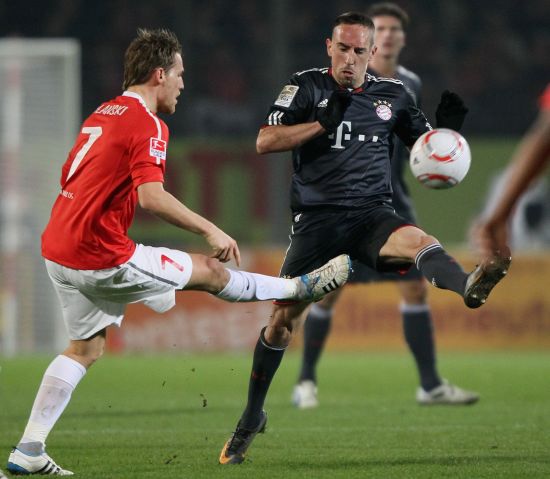 而西部联盟 而西部联盟